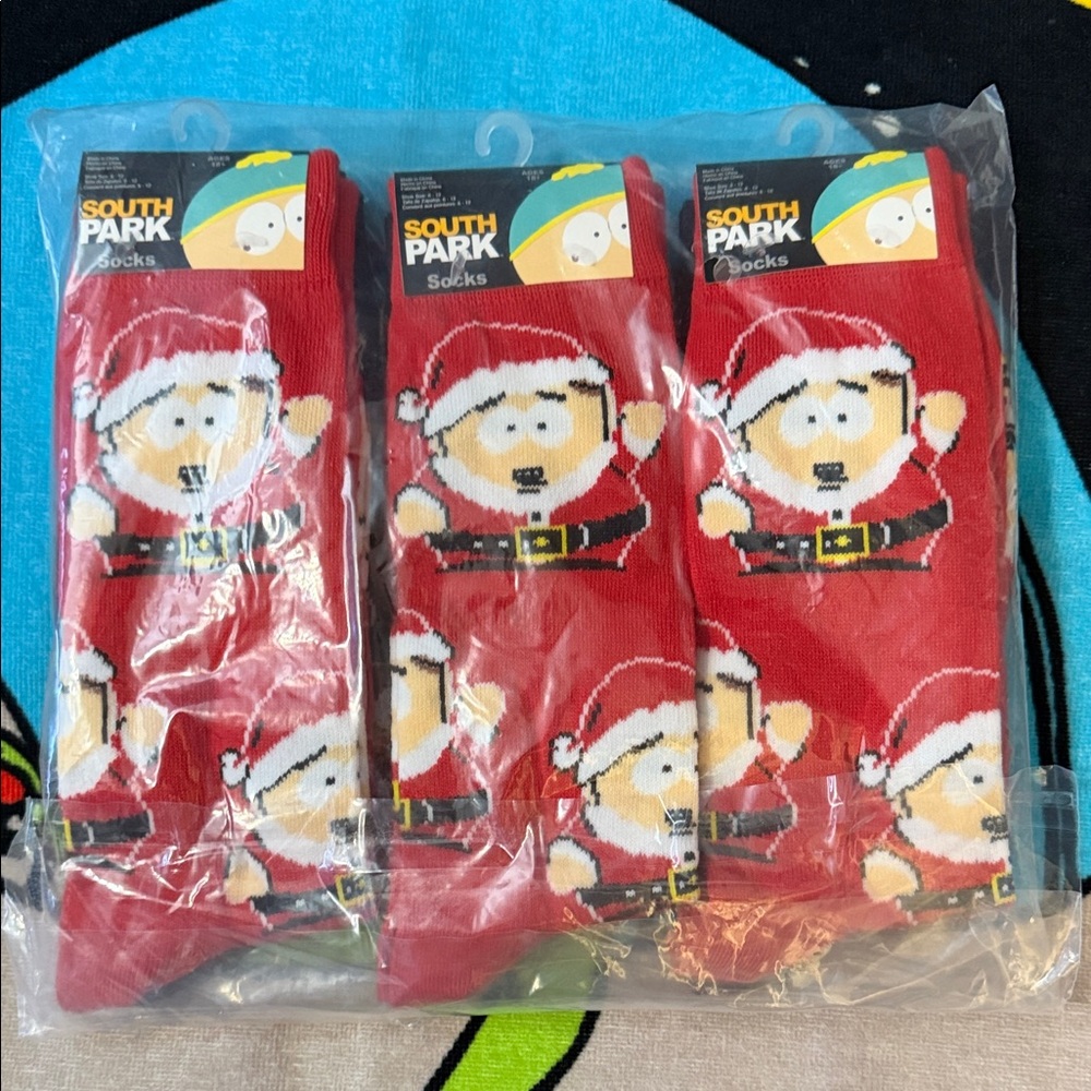 South Park Holiday Socks - 3 Sets.      ( 6 Pairs ) - Picture 5 of 6